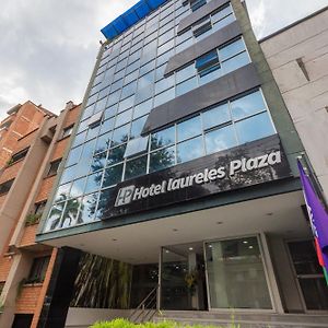 Hotel Laureles Plaza